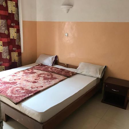 Appartements Chez Leo Brazzaville Exterior foto
