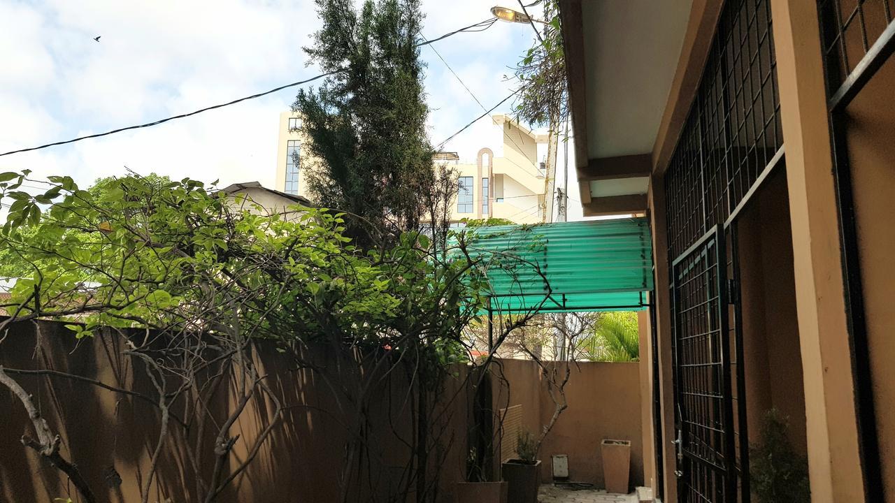 Appartements Chez Leo Brazzaville Exterior foto